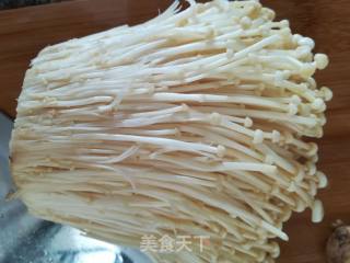 凉拌金针菇的做法步骤：1