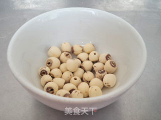 山药莲子黑米粥的做法步骤：1
