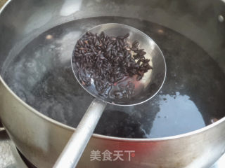 山药莲子黑米粥的做法步骤：6