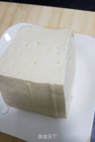 芝麻酱汁豆腐的做法步骤：1