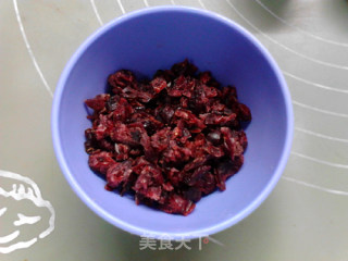 香蕉蔓越莓马芬的做法步骤：2
