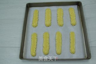 高颜值闪电泡芙的做法步骤：8