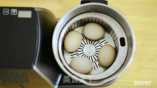 一颗溏心蛋，让美味流淌的做法步骤：2