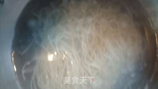酱炒面条的做法步骤：2