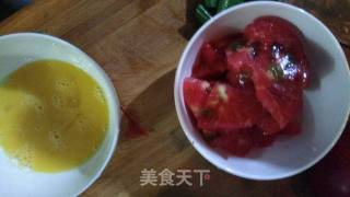西红柿鸡蛋疙瘩汤的做法步骤：2