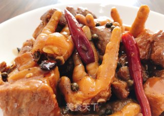 红烧鸡爪带皮猪肉的做法步骤：7