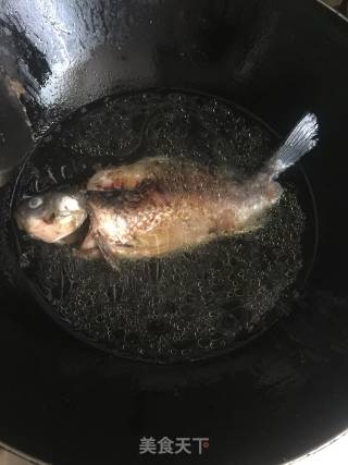 鲫鱼豆腐汤的做法步骤：4