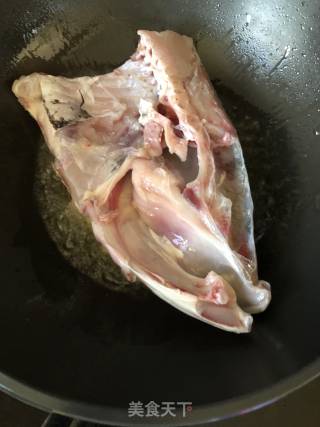 鱼头豆腐汤的做法步骤：5