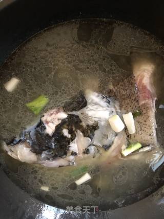 鱼头豆腐汤的做法步骤：7