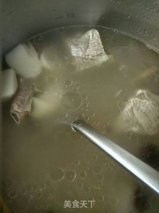 养生汤:山药香菇排骨汤的做法步骤：15
