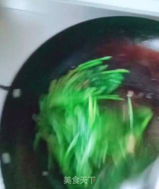 爆炒茼蒿的做法步骤：7