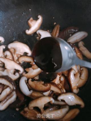香菇油菜的做法步骤：9