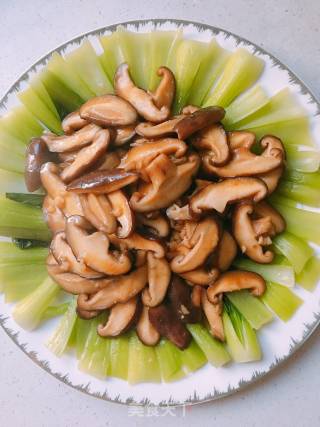 香菇油菜的做法步骤：11