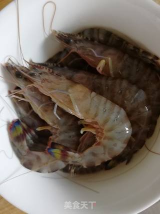 三鲜馅小馄饨的做法步骤：2