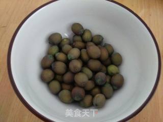 爆孜然莲子的做法步骤：2