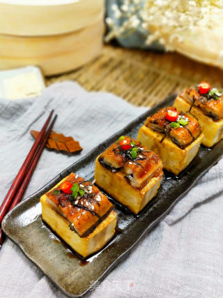 香煎鳗鱼豆腐的做法步骤：9