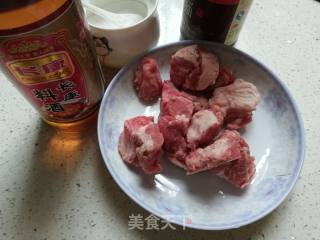 小炒孜然排骨的做法步骤：2