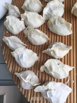 胡萝卜大虾饺子的做法步骤：17