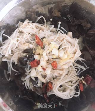 凉拌金针菇的做法步骤：5