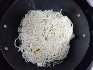 小满日食记《五花肉豆角之焖面》的做法步骤：6