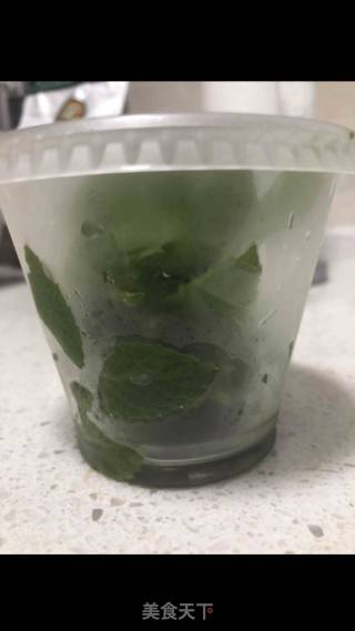 蜜桃冰沙和蜜桃奶昔的做法步骤：4