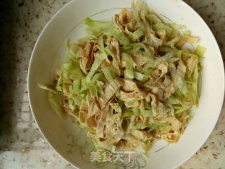 凉拌油豆皮的做法步骤：5