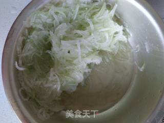 冬瓜芹菜肉大馅饺子的做法步骤：8