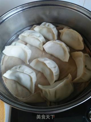 冬瓜芹菜肉大馅饺子的做法步骤：12