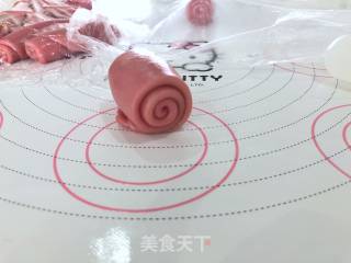 桃花酥的做法步骤：11