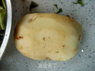 土豆豆角鸡蛋焖饭的做法步骤：4