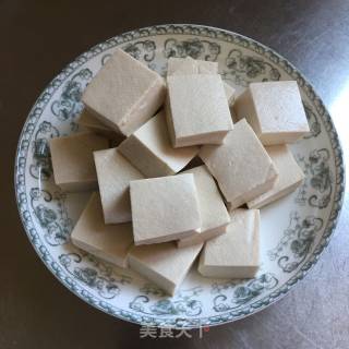 毛豆米烧豆腐的做法步骤：1
