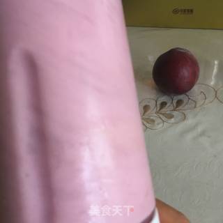 血桃奶昔的做法步骤：5