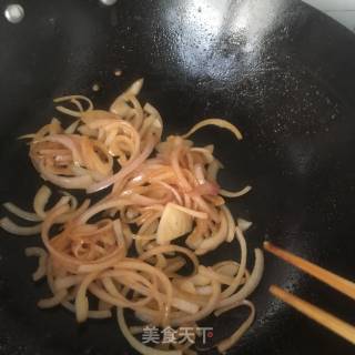 “快手小炒菜”洋葱炒鸡蛋的做法步骤：13
