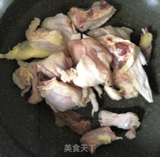 当归黄芪气血靓汤的做法步骤：3