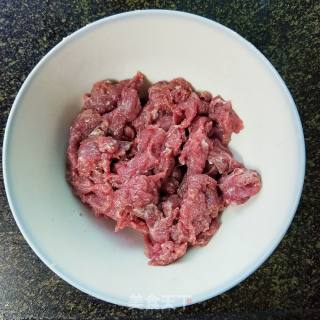 凉拌牛肉的做法步骤：1