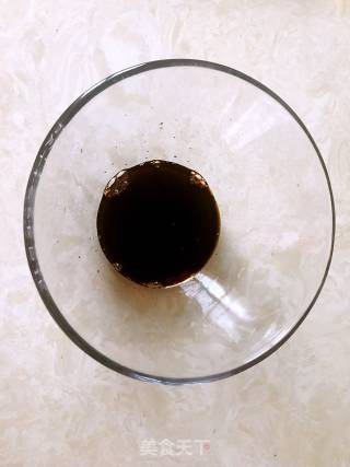葱油鸡丝面的做法步骤：1