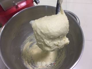 火腿肠奶酪面包的做法步骤：6