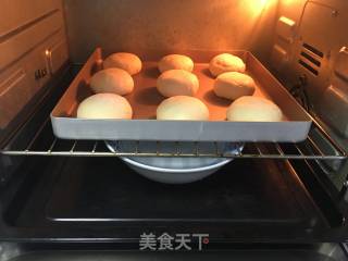 火腿肠奶酪面包的做法步骤：21