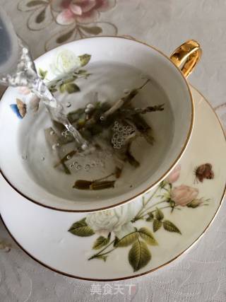 石斛茶的做法步骤：5