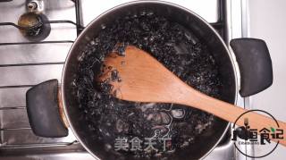 墨鱼炖饭-克罗地亚、意大利传统家庭料理的做法步骤：11