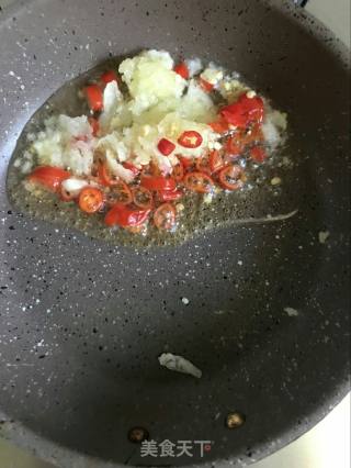 尖椒皮蛋的做法步骤：6