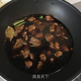 红烧牛肉的做法步骤：3