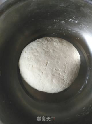 韭菜猪肉包的做法步骤：3