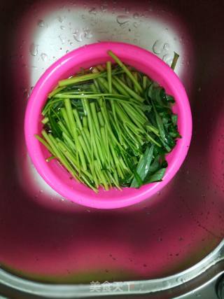 豆豉炒空心菜的做法步骤：1