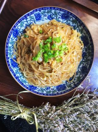 酸菜炒粉条的做法步骤：9
