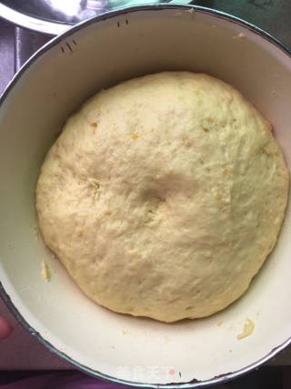 红薯味豆沙餐包的做法步骤：15