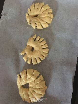 红薯味豆沙餐包的做法步骤：23