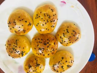 红薯味豆沙餐包的做法步骤：35