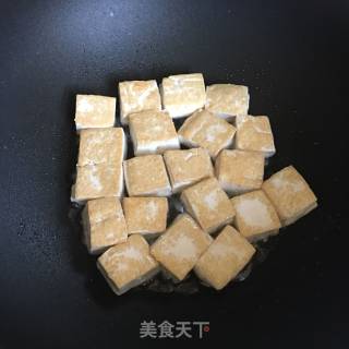 木耳烧豆腐的做法步骤：5