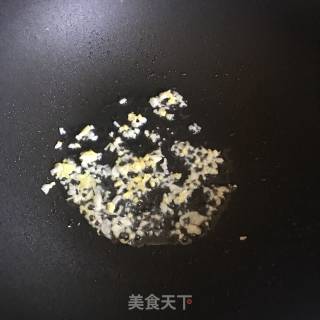 清炒丝瓜的做法步骤：3